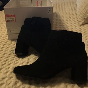 Never worn black suede botties.